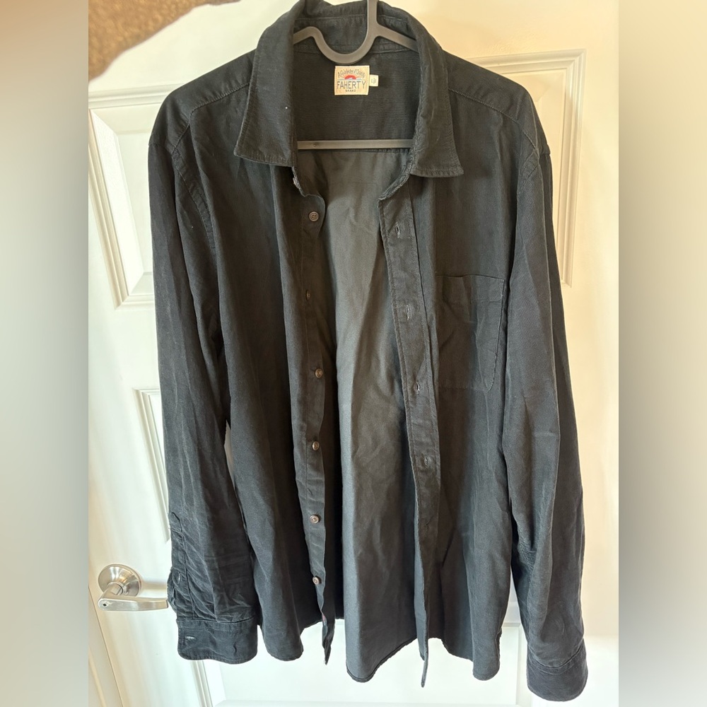 Faherty black shirt
